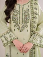 Batik Winter Collection 2025 – Airjutt Dhanak Embroidered 3PC Suit (Code: 4167) - Image 2