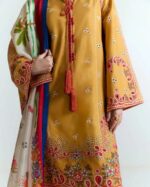 Hussain Rehar Winter Collection 2025 – Airjutt Dhanak Cross Stitch Embroidered 3PC Suit (Code: 4212) - Image 2